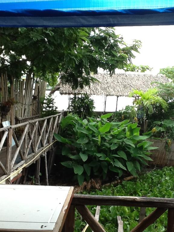 New Phiman Riverview Guesthouse Bangkok Ngoại thất bức ảnh